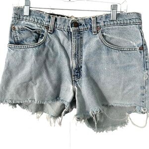 Levi's Women's Vintage Light Wash Shorts in Size 31‎